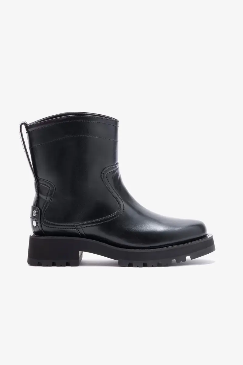 Botas en oleatex negro bajo